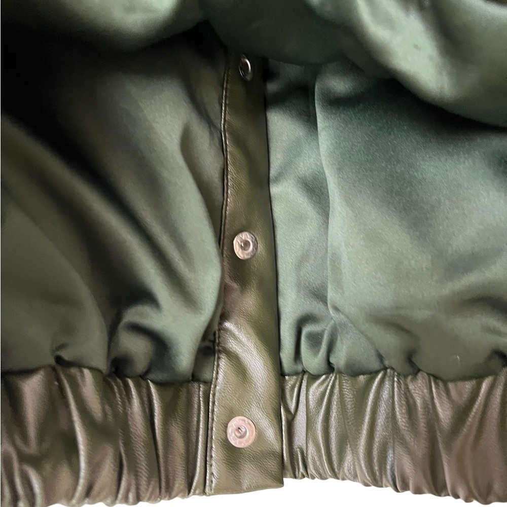 Revolve Majorelle Kai silver button closure Jacket in Olive‎ Green - Picture 6 of 12
